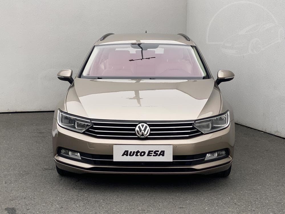 2016 Volkswagen Passat - 2