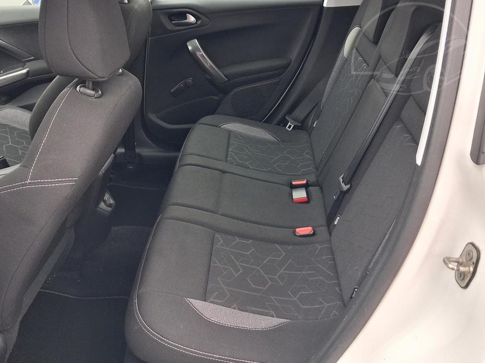 2017 Peugeot 2008 - 10