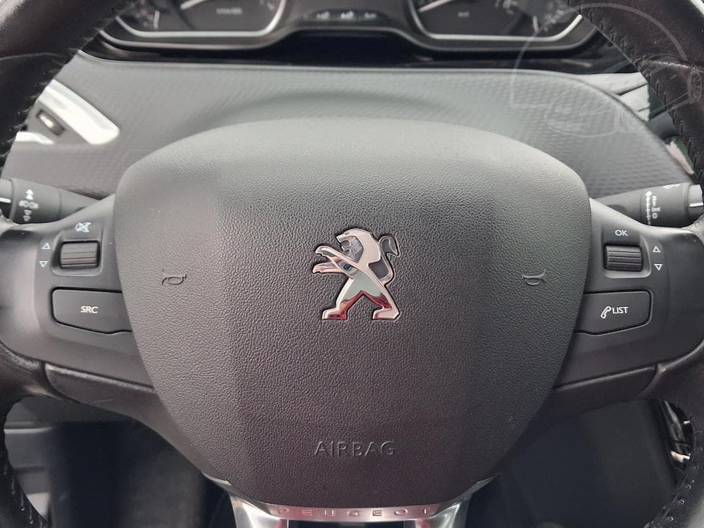2017 Peugeot 2008 - 20