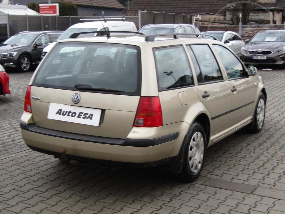 2003 Volkswagen GOLF - 4