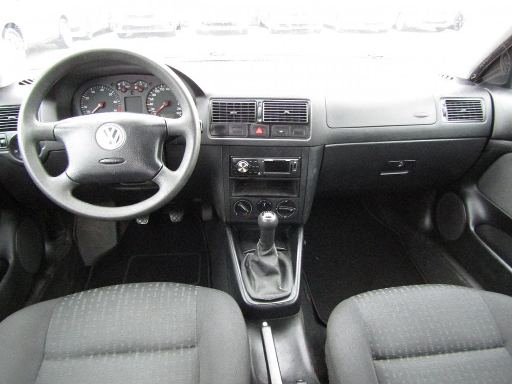 2003 Volkswagen GOLF - 8