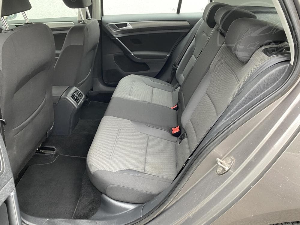 2013 Volkswagen GOLF - 28