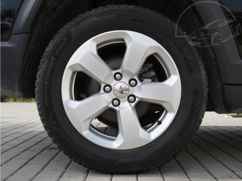 2019 Jeep COMPASS - 19