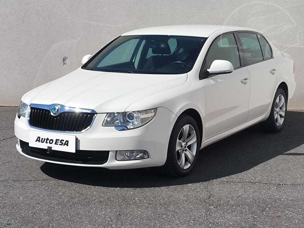2012 Škoda SUPERB - 9