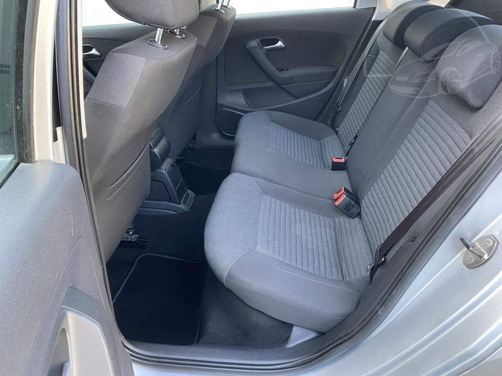 2011 Volkswagen POLO - 19