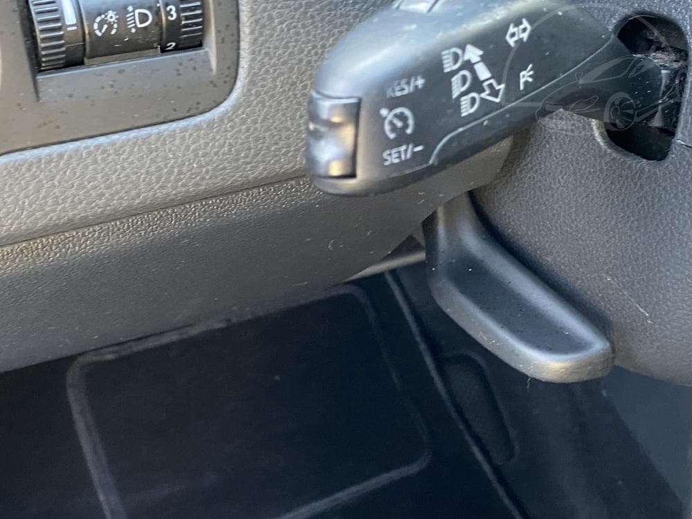 2011 Volkswagen POLO - 25
