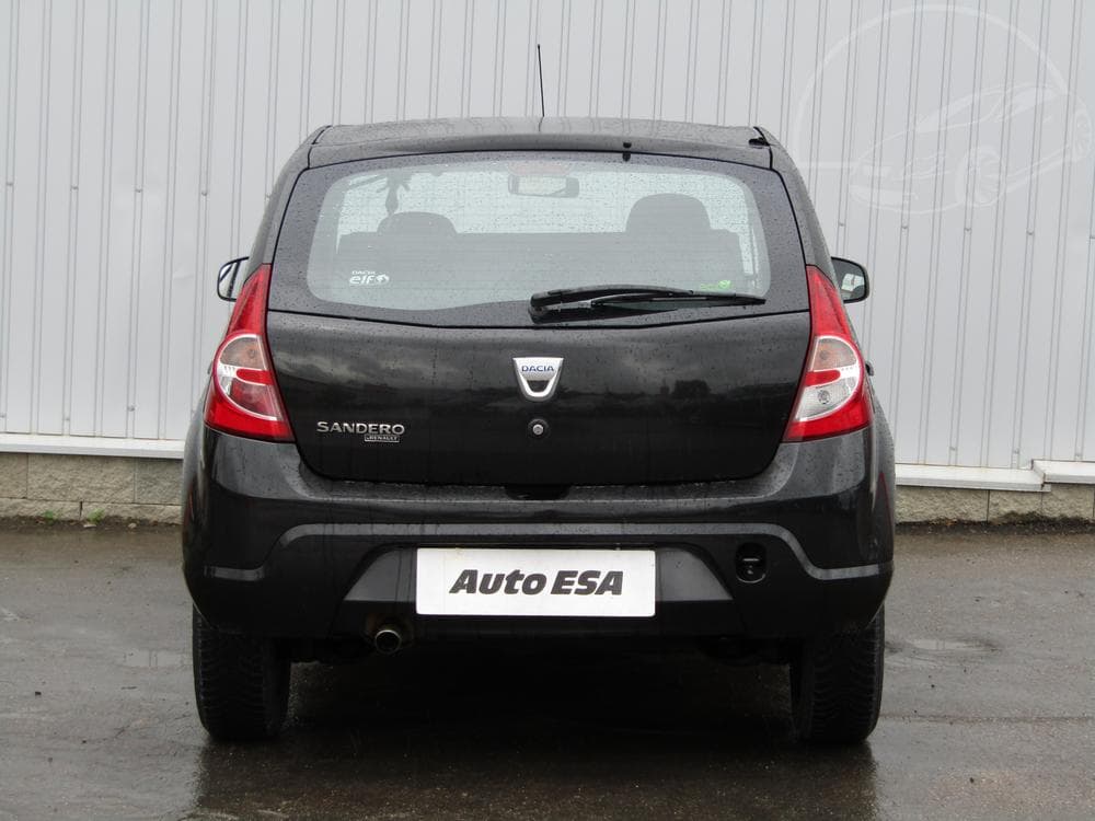 2010 Dacia SANDERO - 9