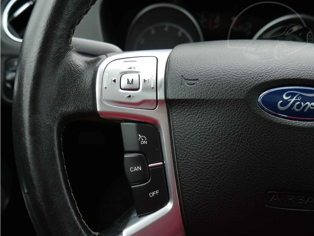 2007 Ford MONDEO - 13