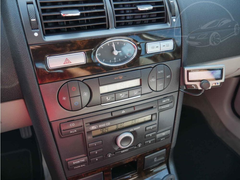 2005 Ford MONDEO - 11