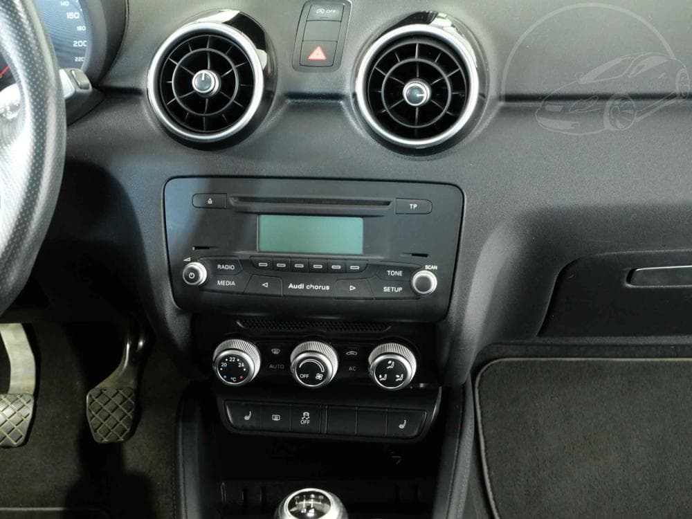 2011 Audi A1 - 13