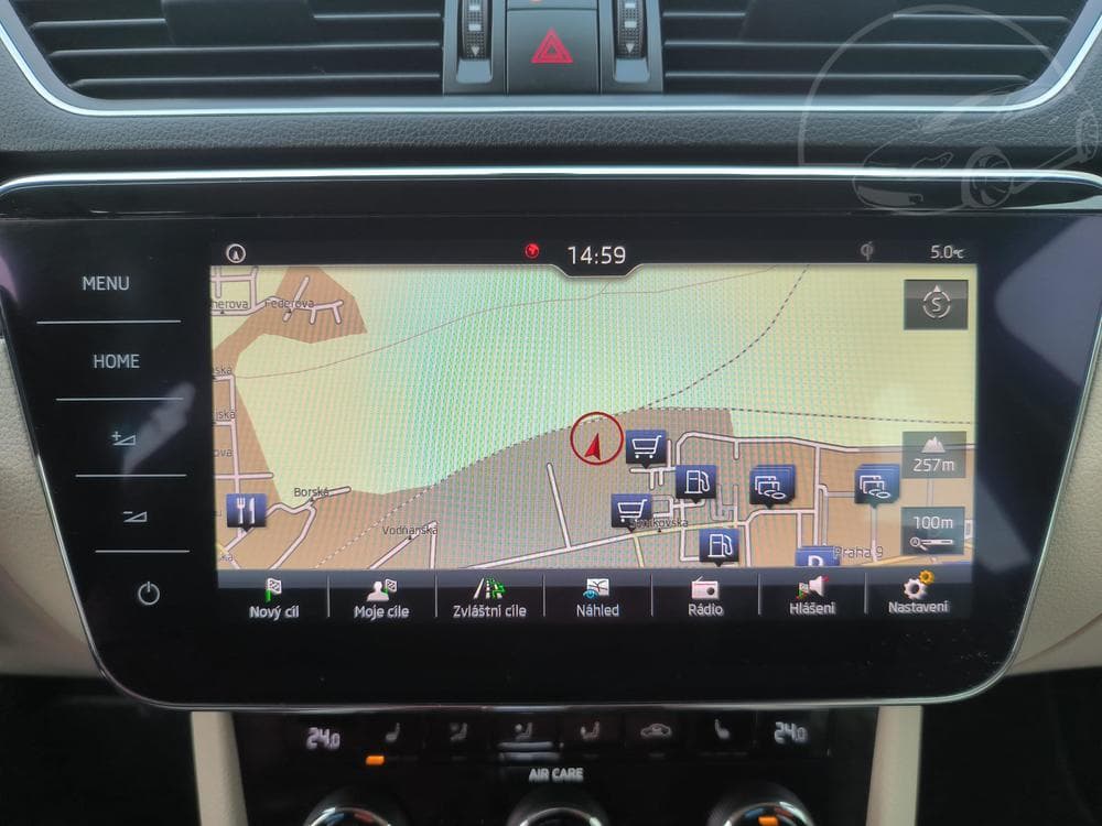 2017 Škoda SUPERB - 43