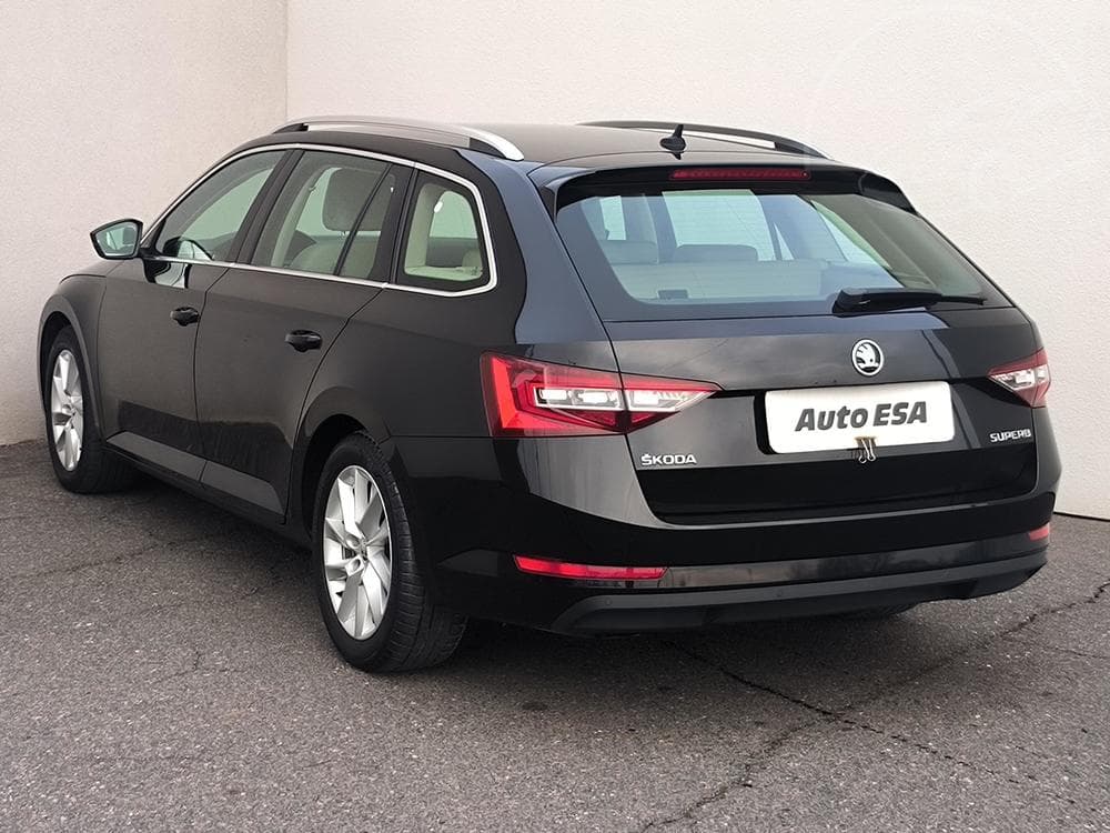 2017 Škoda SUPERB - 16