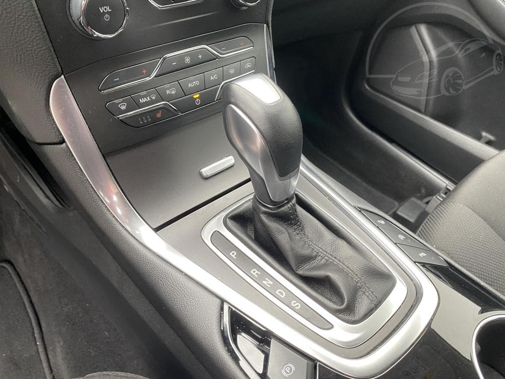 2015 Ford S-Max - 18