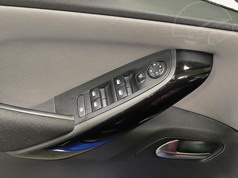 2017 Citroen C4 - 16