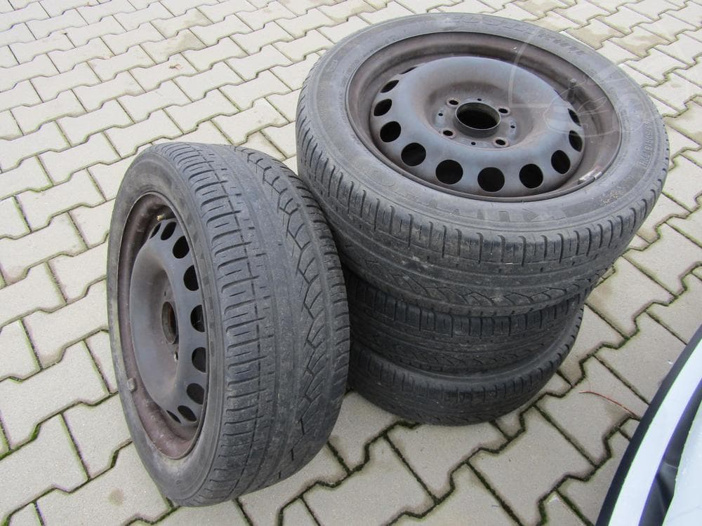 2009 Mitsubishi Colt - 31