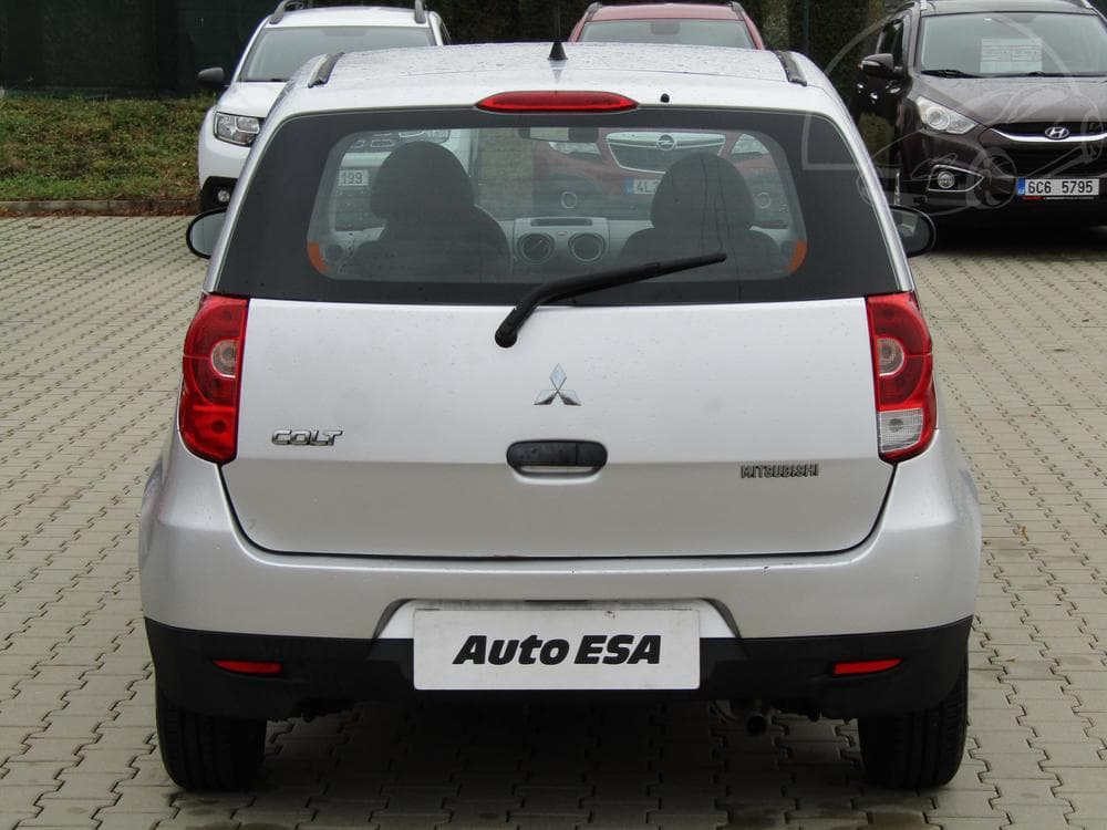 2009 Mitsubishi Colt - 9