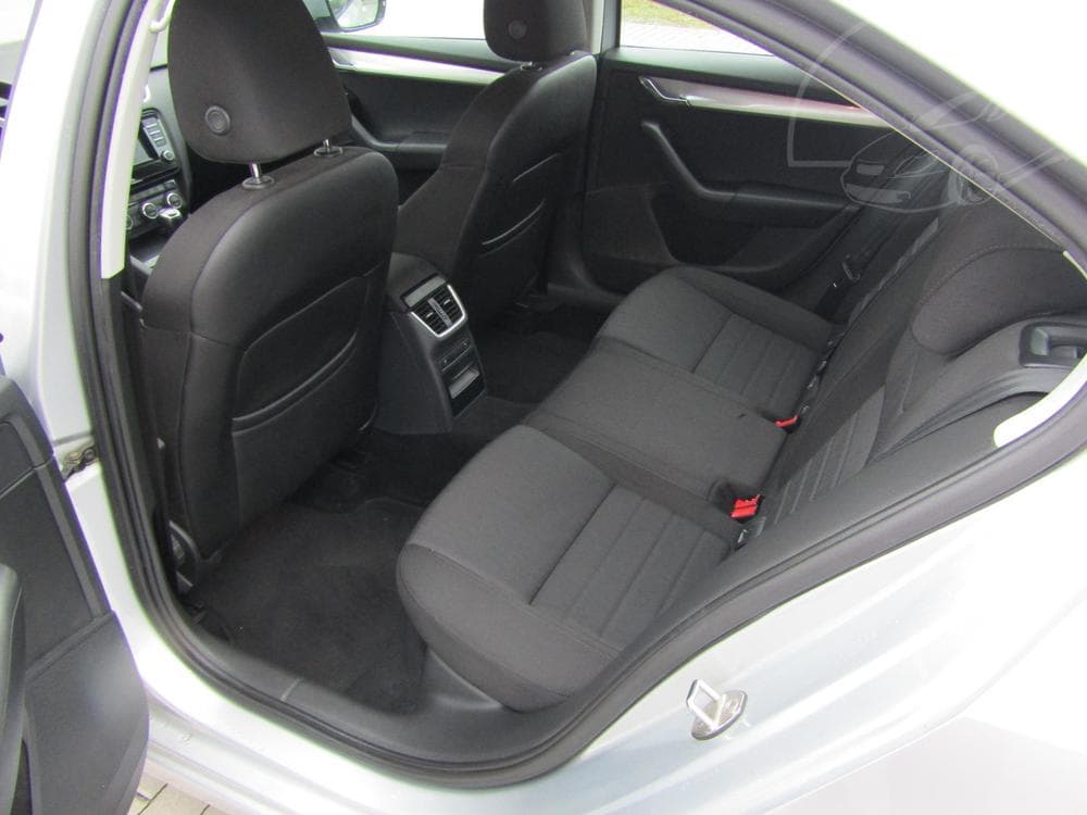 2015 Škoda OCTAVIA - 37
