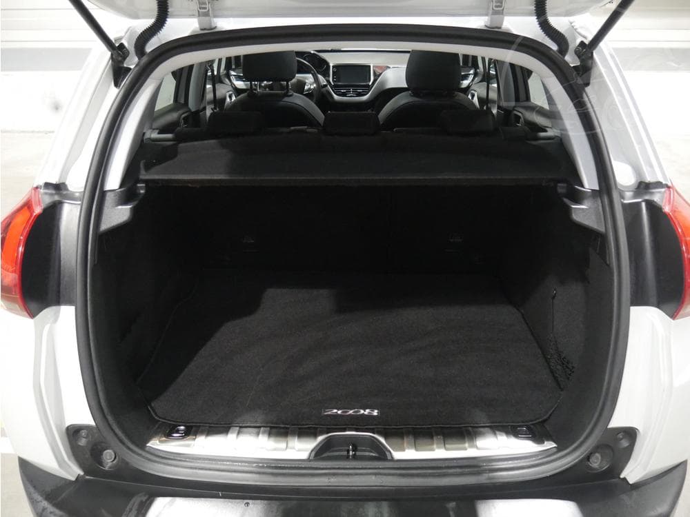 2018 Peugeot 2008 - 31