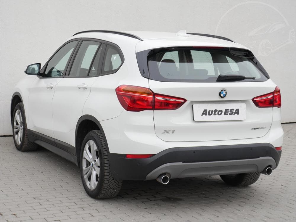 2018 BMW X1 - 16