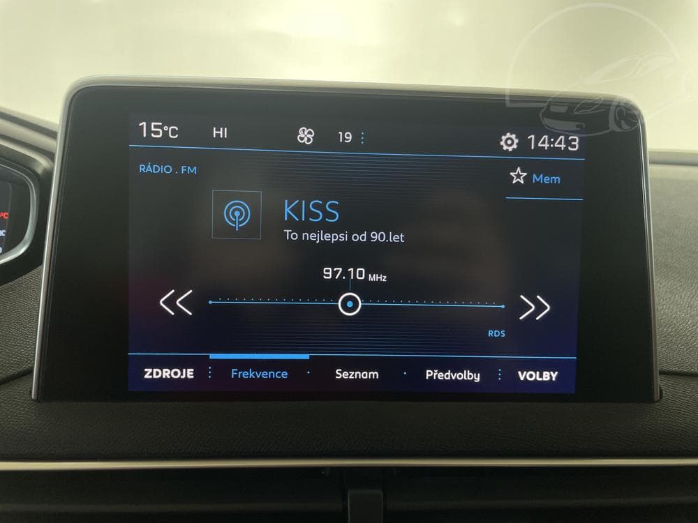 2017 Peugeot 5008 - 41