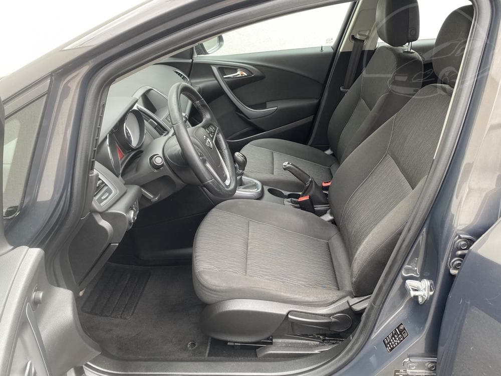 2015 Opel ASTRA - 9