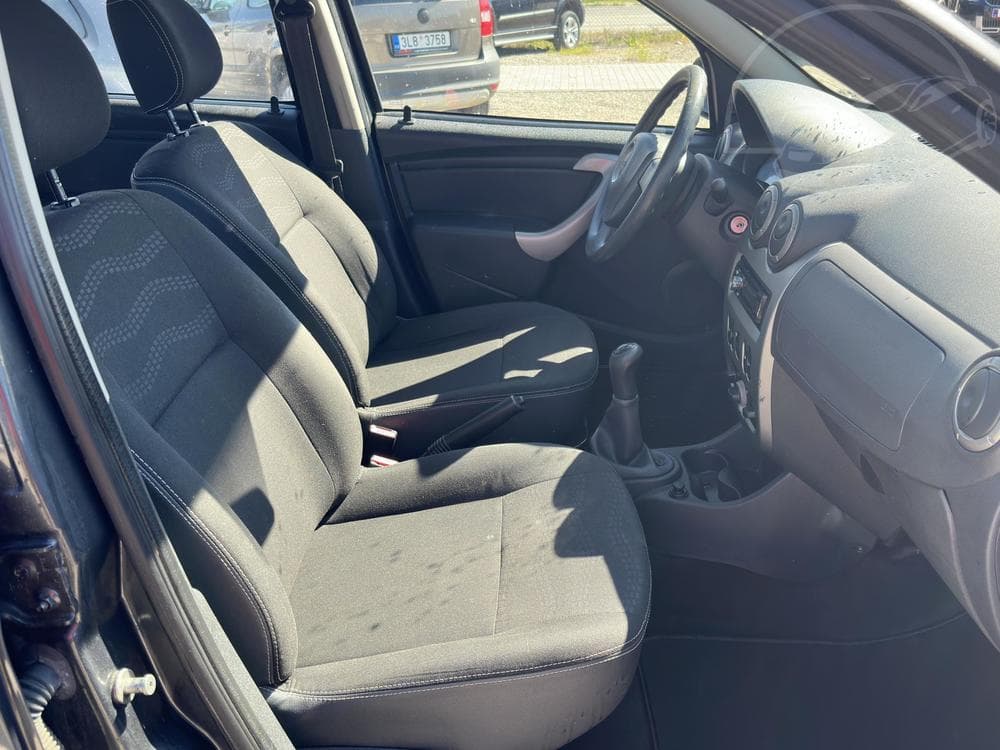 2011 Dacia SANDERO - 11