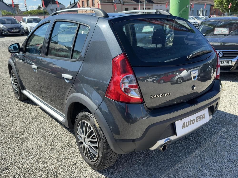2011 Dacia SANDERO - 6