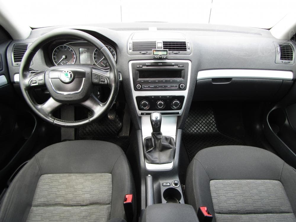 2010 Škoda OCTAVIA - 8