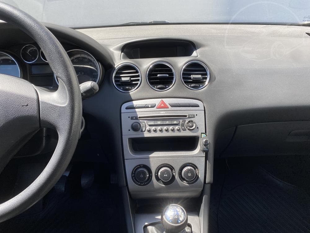 2008 Peugeot 308 - 23