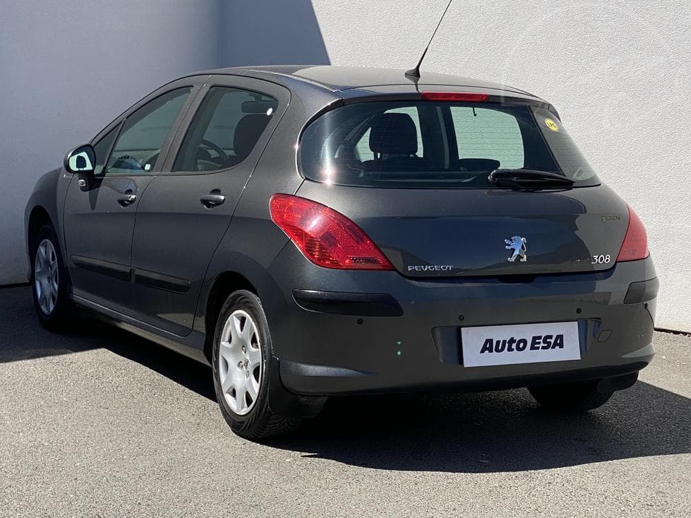 2008 Peugeot 308 - 11