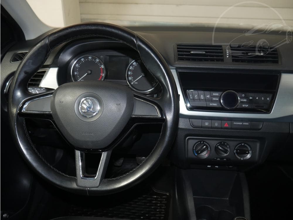 2015 Škoda FABIA - 25