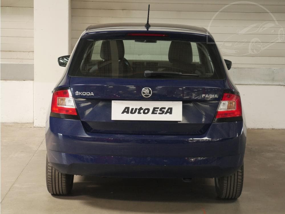 2015 Škoda FABIA - 9