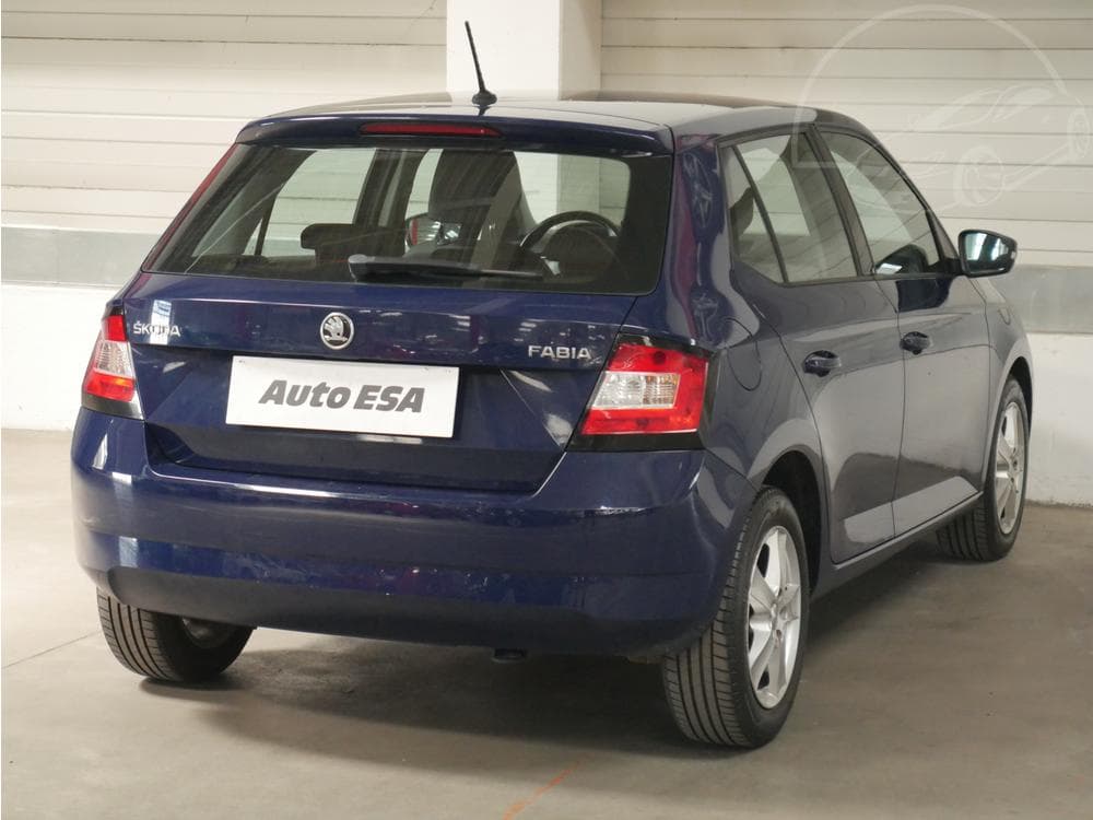 2015 Škoda FABIA - 11