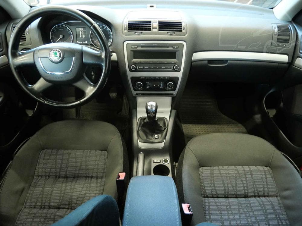 2010 Škoda OCTAVIA - 8