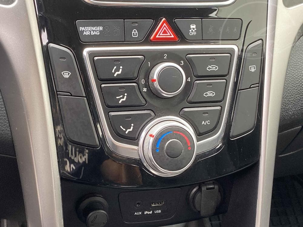2013 Hyundai i30 - 14