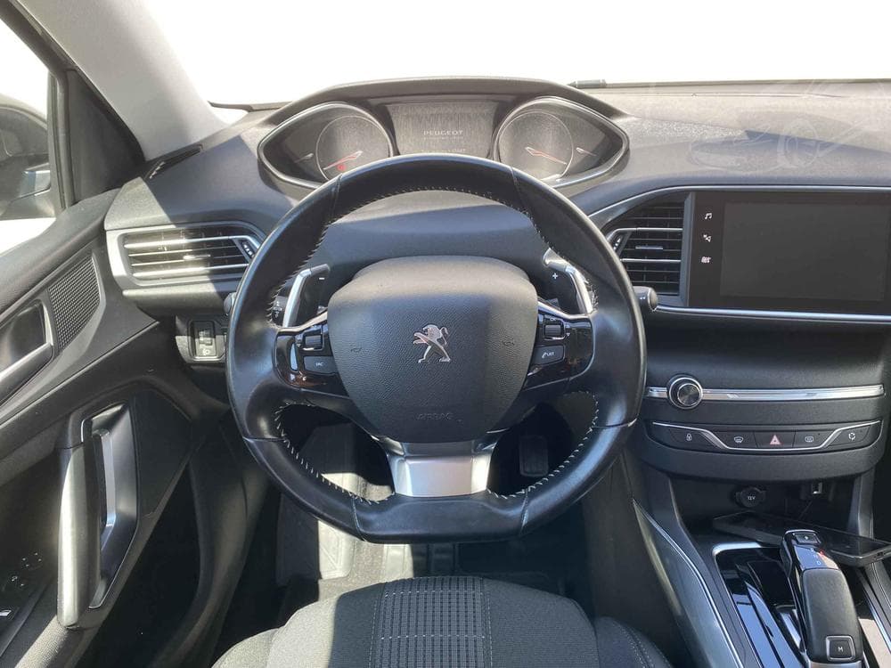 2018 Peugeot 308 - 11