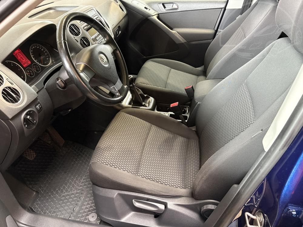 2008 Volkswagen TIGUAN - 17