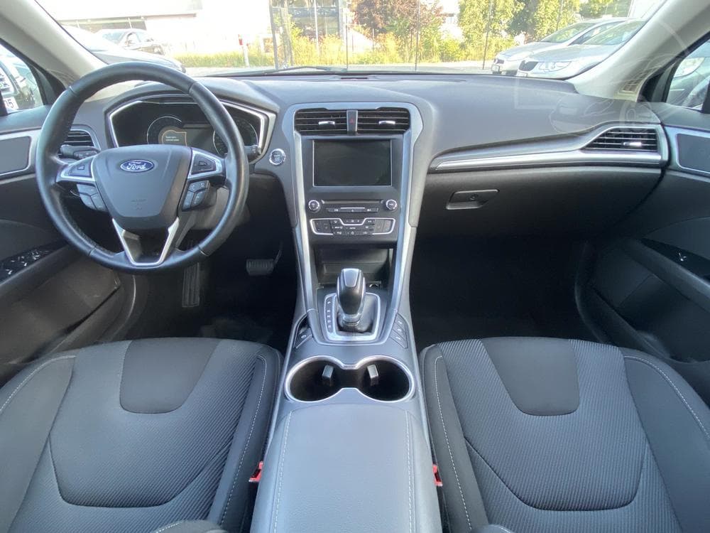 2017 Ford MONDEO - 22
