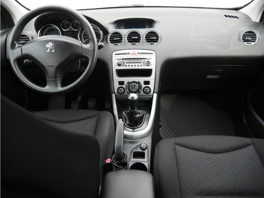 2013 Peugeot 308 - 8