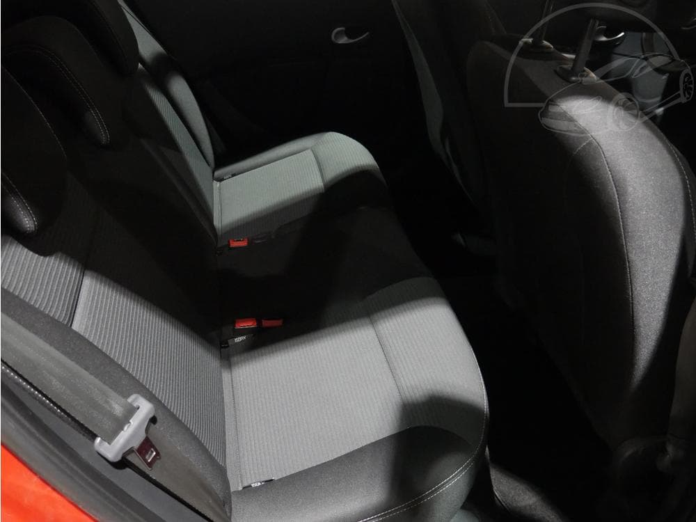 2012 Renault CLIO - 15