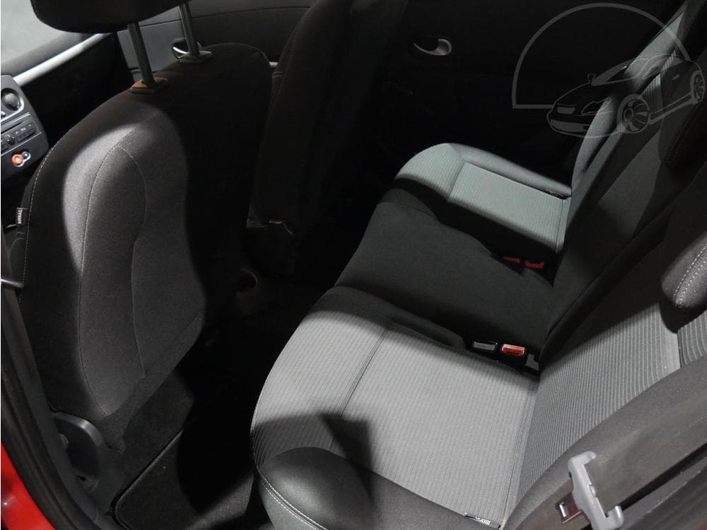 2012 Renault CLIO - 9