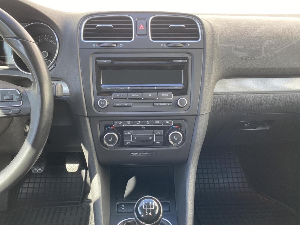 2012 Volkswagen GOLF - 12
