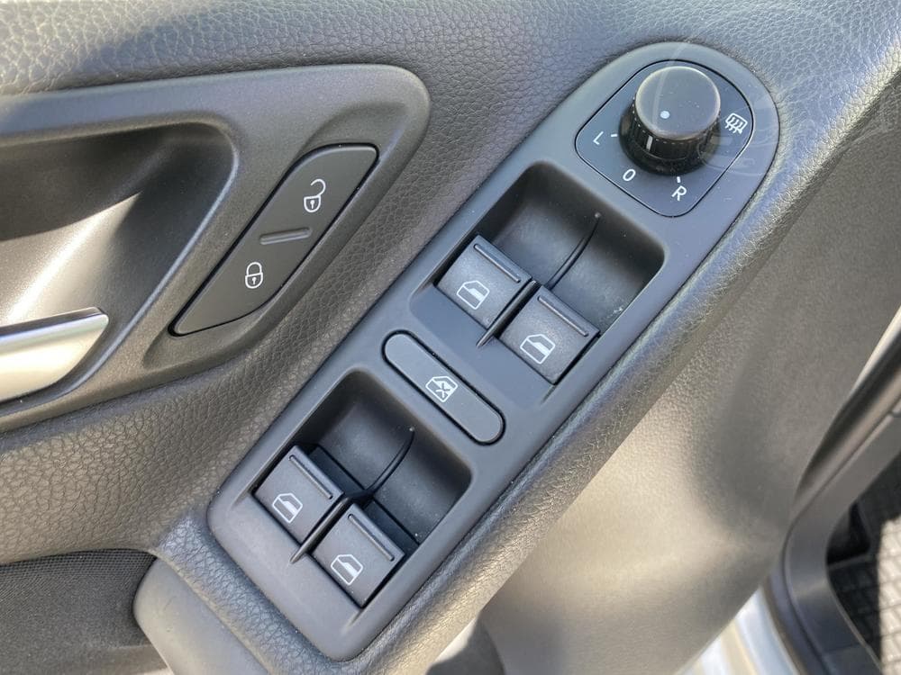 2012 Volkswagen GOLF - 13