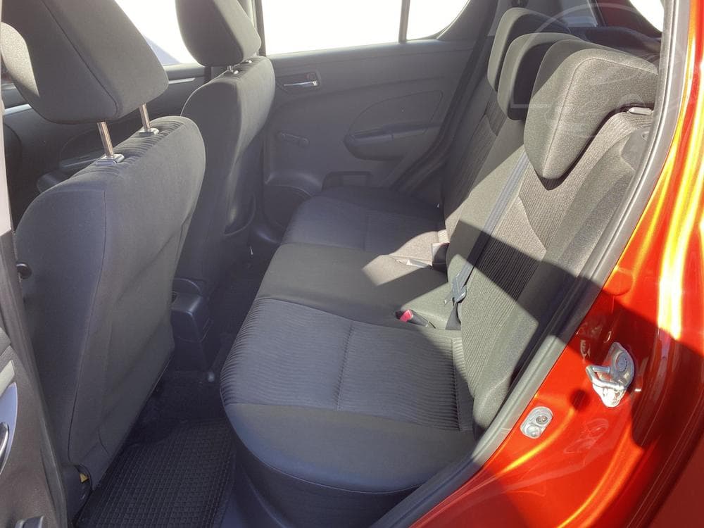 2011 Suzuki SWIFT - 10