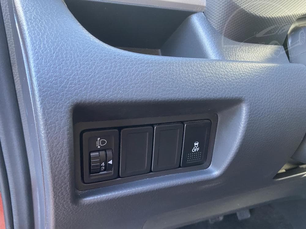 2011 Suzuki SWIFT - 15