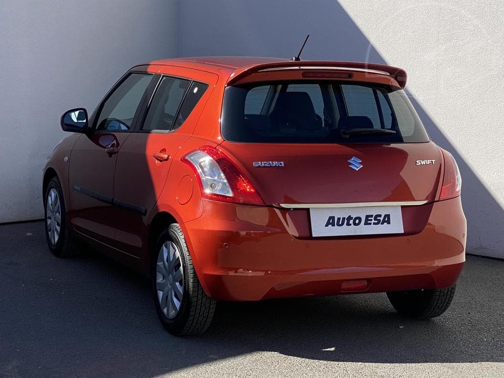2011 Suzuki SWIFT - 6