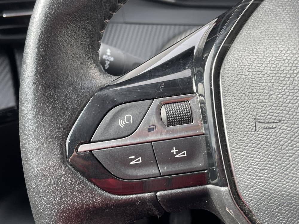 2020 Peugeot 2008 - 15