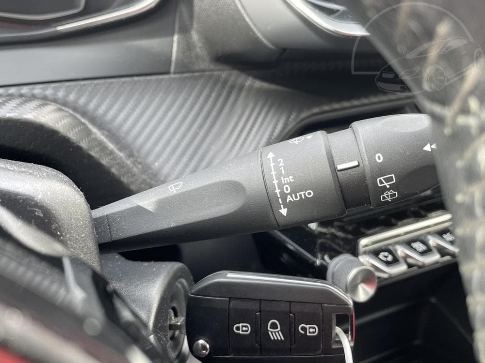 2020 Peugeot 2008 - 17