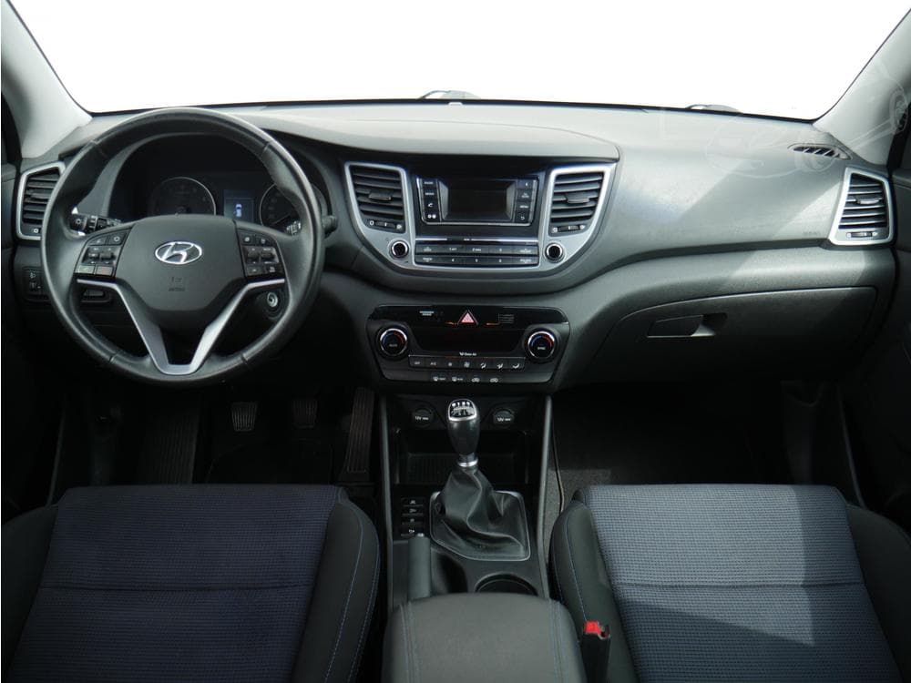 2016 Hyundai TUCSON - 22