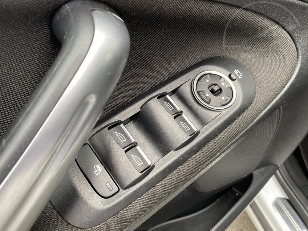 2014 Ford S-MAX - 25